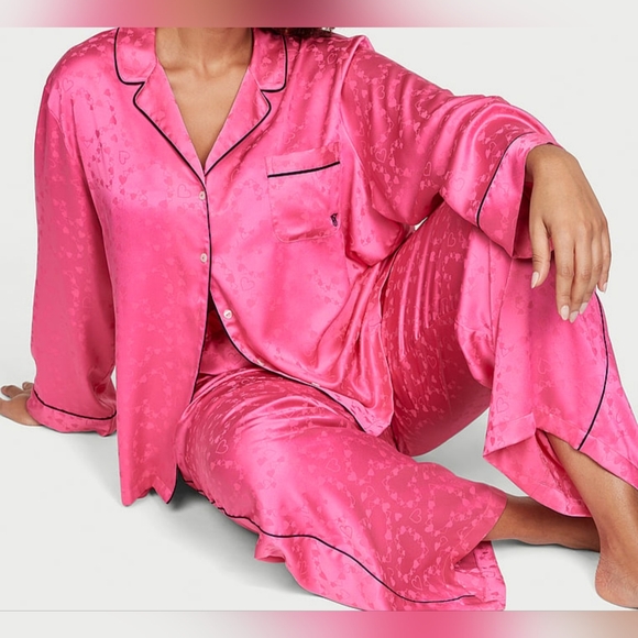 Victorias Secret Hot Pink Satin long PJamas. XL Top & XXL Bottoms .Brand New 💎 - Picture 3 of 6